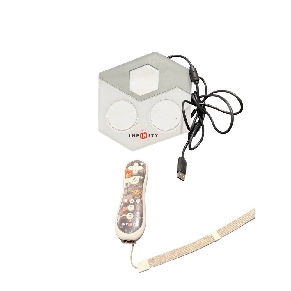 Disney Infinity Wii Portal Base INF-8032386 and Character Wii Remote Bundle